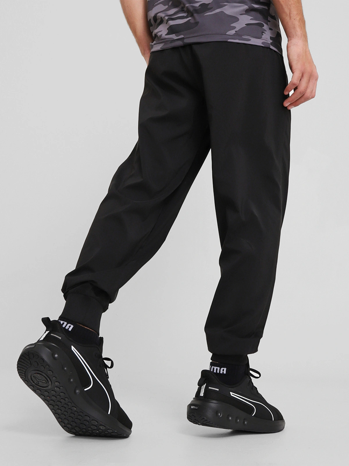 PANTALÓN DE BUZO HOMBRE PUMA 527045 NEGRO TRAIN ESS JOGGER - 2