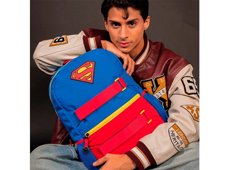 MOCHILA DC COMICS JUVENIL                          - 14