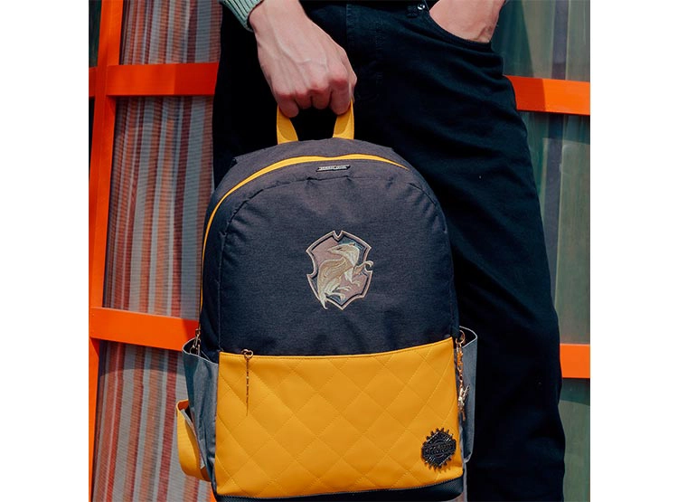 MOCHILA HOGWARTS LEGACY JUVENIL                    - 12
