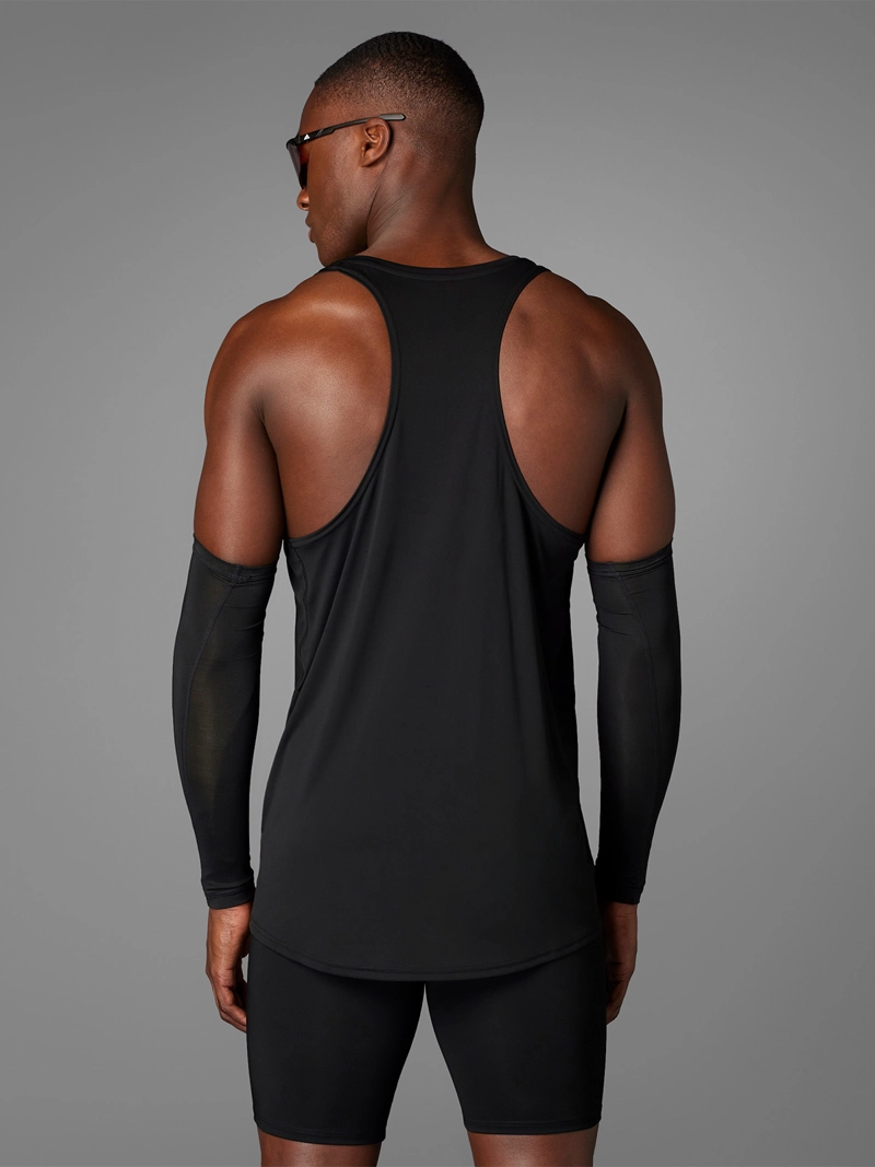 POLERA HOMBRE ADIDAS IM8586 NEGRO SIN MANGAS ADIZERO RUNNING ESSENTIALS - 10