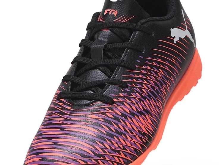 ZAPATILLAS NIÑO PUMA FÚTBOL NEGRO FUTURE 8 PLAY TT - 5
