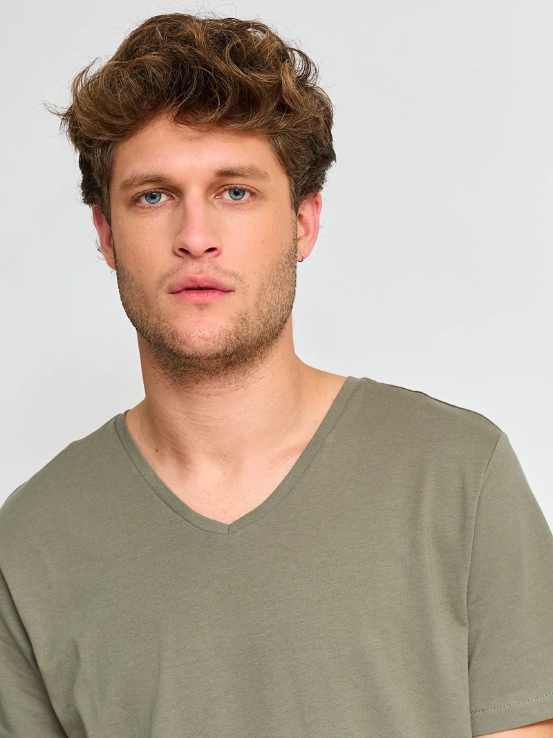 POLERA MANGA CORTA ALGODÓN HOMBRE INDEX CUELLO EN V - 3