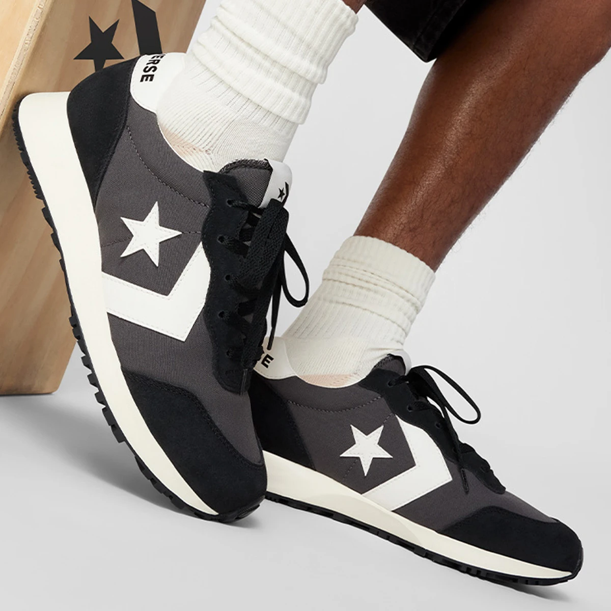 ZAPATILLAS UNISEX CONVERSE URBANAS NEGRO OMEGA TRAINER - 6