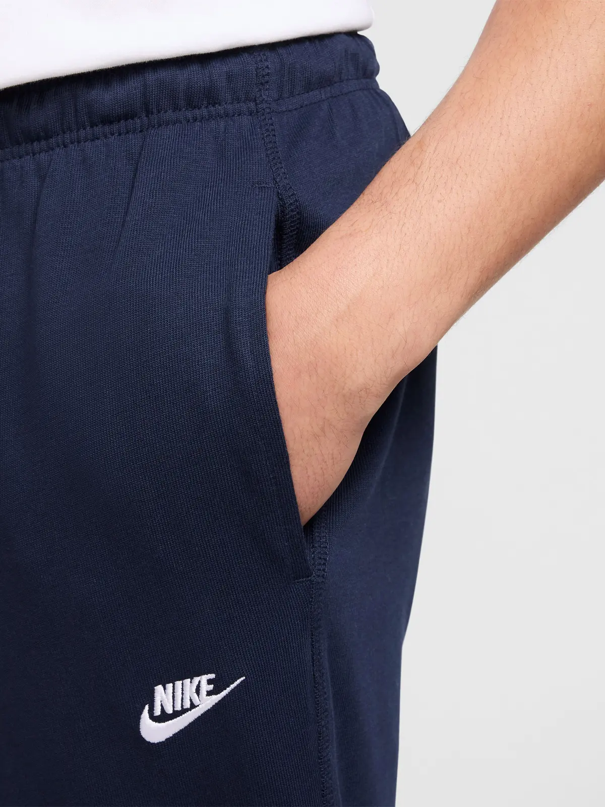 PANTALÓN DE BUZO HOMBRE NIKE FQ4330-451 AZUL MARINO CLUB - 4