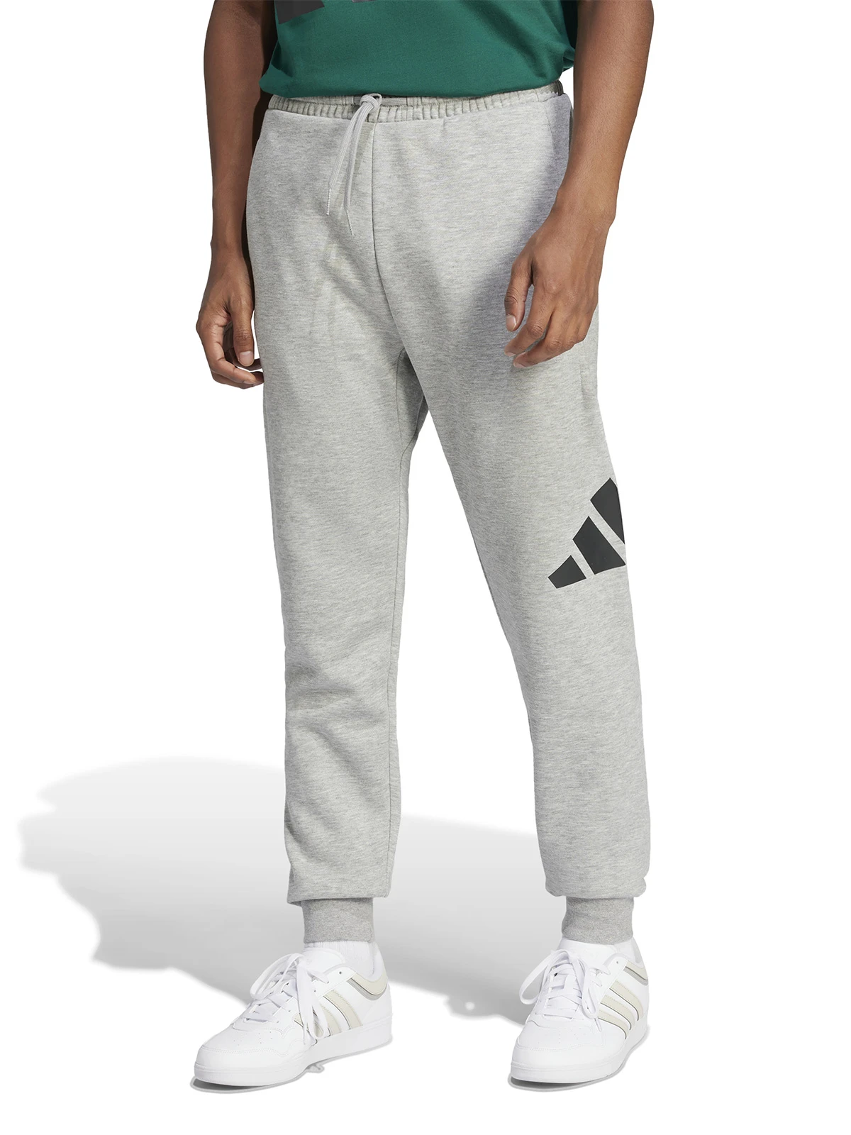 ADIDAS PANTALÓN DE BUZO HOMBRE ADIDAS IN6143 ALGODÓN GRIS ESSENTIALS BIG LOGO CUFFED FLEECE
