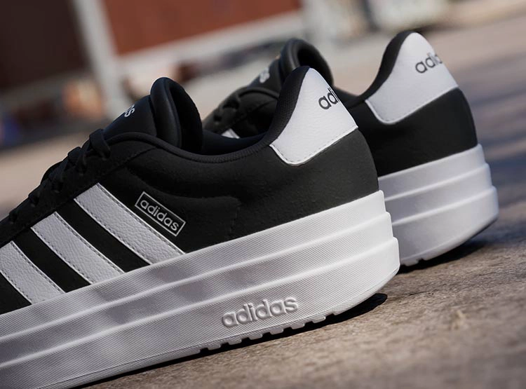 ZAPATILLAS MUJER ADIDAS CASUALES NEGRO VL COURT BOLD - 11