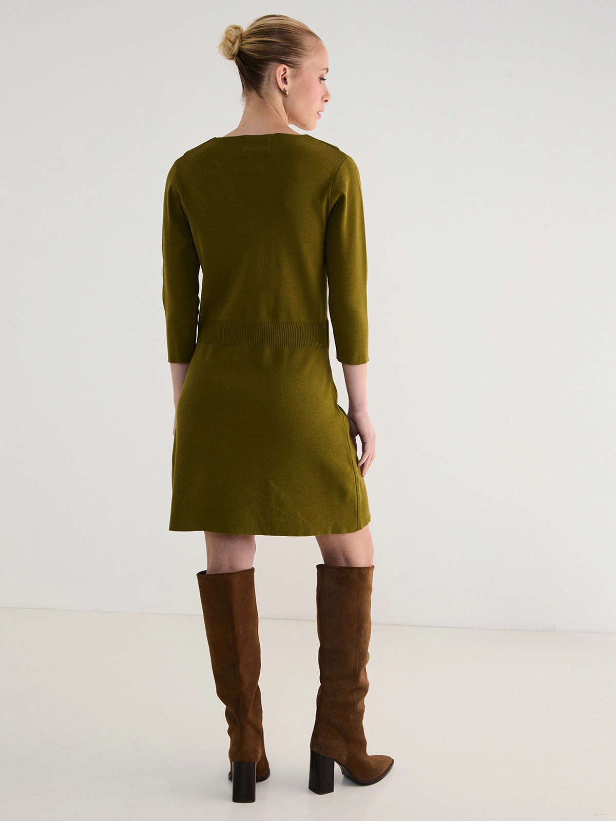 VESTIDO CORTO MUJER ASH ESCOTE EN V - 2