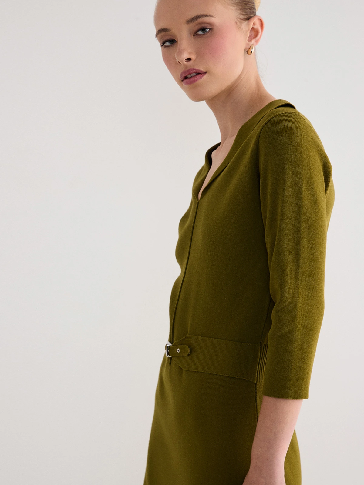 VESTIDO CORTO MUJER ASH ESCOTE EN V - 4