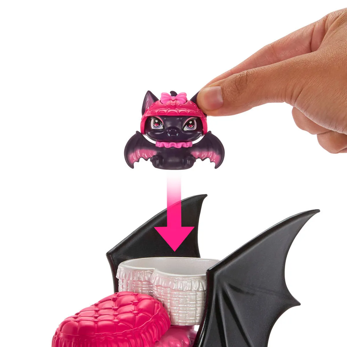 MONSTER HIGH MUÑECA DRACULAURA CON SCOOTER - 2