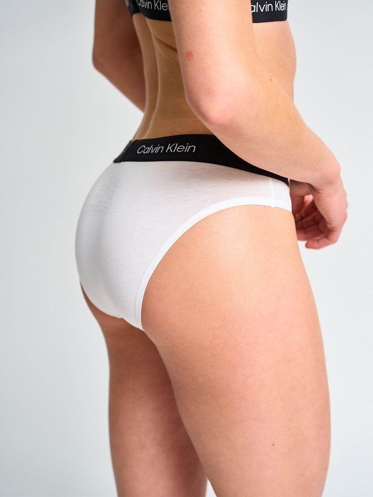 CALZÓN BIKINI CALVIN KLEIN QF7222 - 2