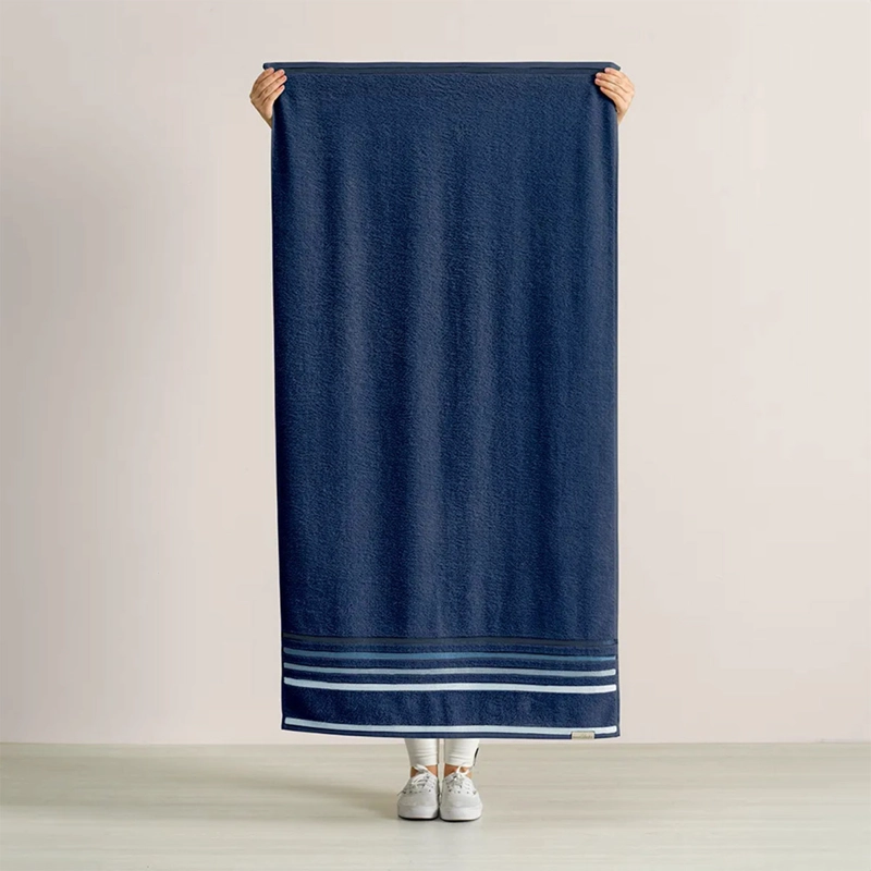 TOALLA DE BAÑO KARSTEN LUMINA 70X140 CM AZUL - 2