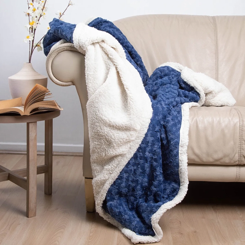MANTA DORAL OUTBOSS DELUXE 152 X 127 CM SHERPA AZUL - 2