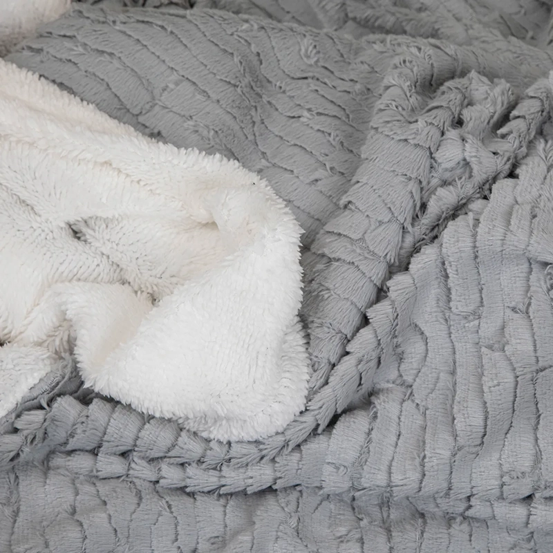 MANTA DORAL OUTBOSS DELUXE 152 X 127 CM SHERPA GRIS - 3