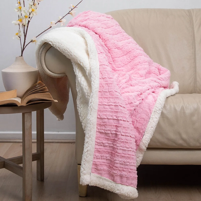 MANTA DORAL OUTBOSS DELUXE 152 X 127 CM SHERPA ROSADO - 1