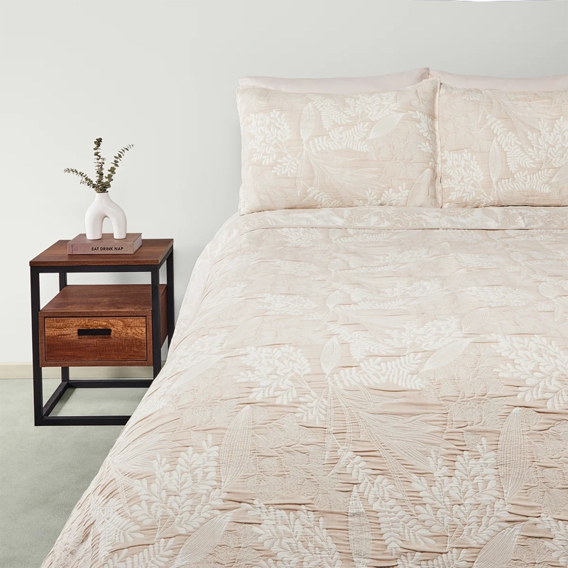 CUBRECAMA RIPLEY HOME JACQUARD SÚPER KING FLOR IVORY