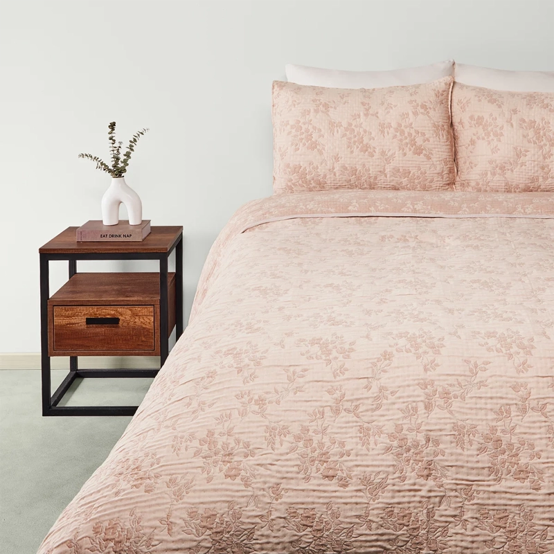 CUBRECAMA RIPLEY HOME JACQUARD SÚPER KING FLORES ROSA