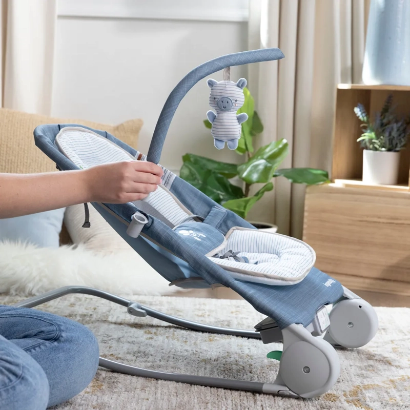 SILLA INGENUITY MULTICOLOR NIDO ROCKER HAPPY BELLY CHAMBRAY - 5