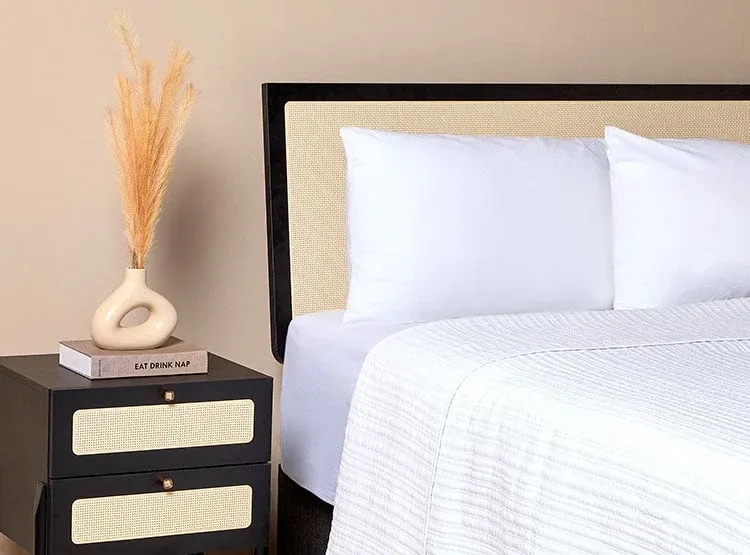 CUBRECAMA MAISON LINETT STITCHING WHITE 2 PLAZAS BLANCO - 2