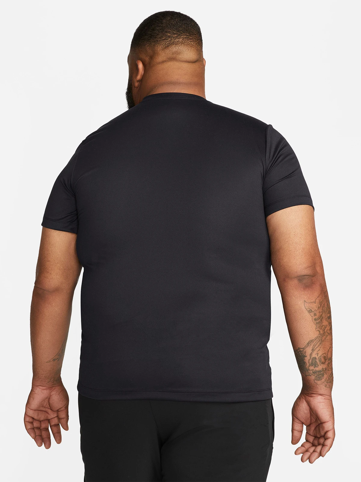 POLERA HOMBRE NIKE DX0989-010 NEGRO MANGA CORTA DRI-FIT LEGEND - 2