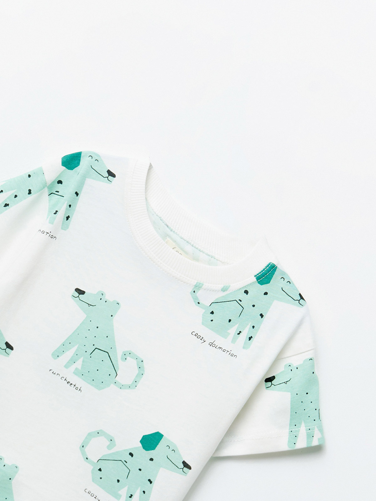 POLERA MANGA CORTA ALGODÓN NIÑO SFERA BLANCO ESTAMPADO PERROS - 2