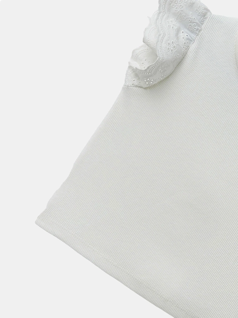 POLERA MANGA CORTA NIÑA SFERA BLANCO LISA DETALLE - 3