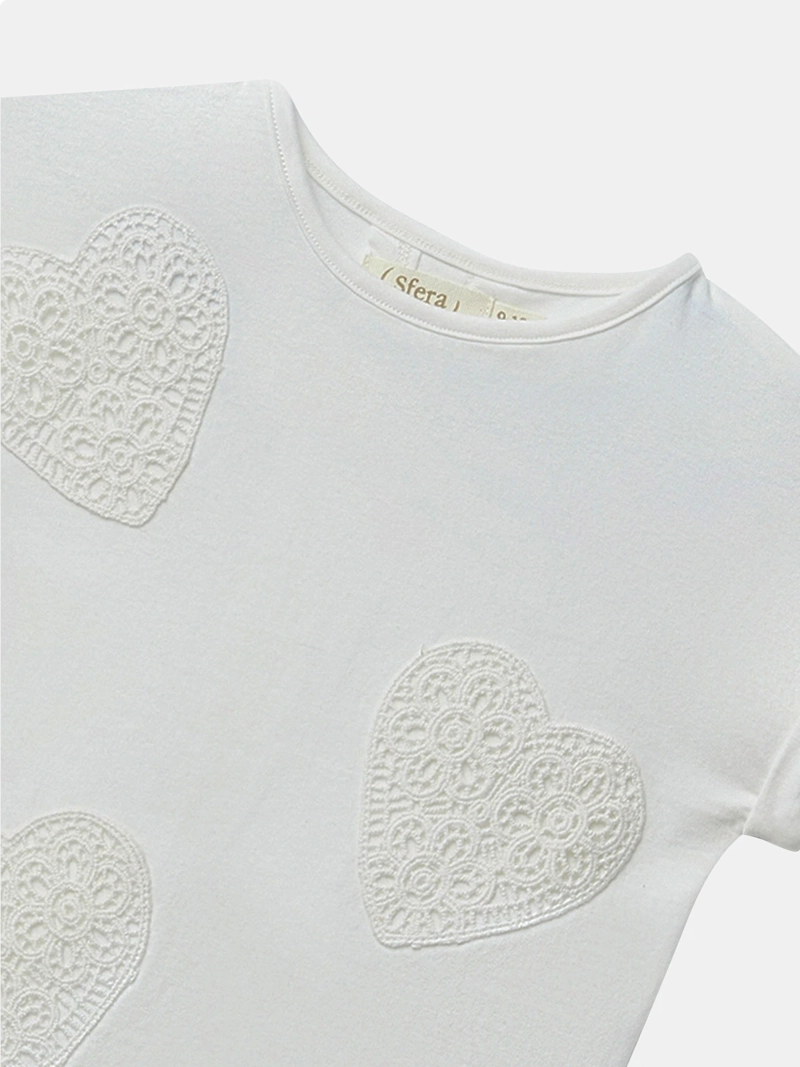 POLERA MANGA CORTA ALGODÓN NIÑA SFERA BLANCO PARCHES CORAZÓN ESPALDA CRUZADA - 2