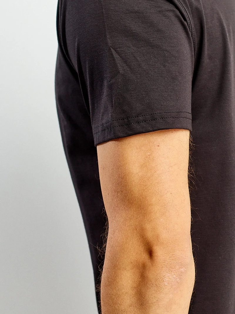 POLERA HOMBRE SPAVALDI CUELLO REDONDO MANGA CORTA - 4