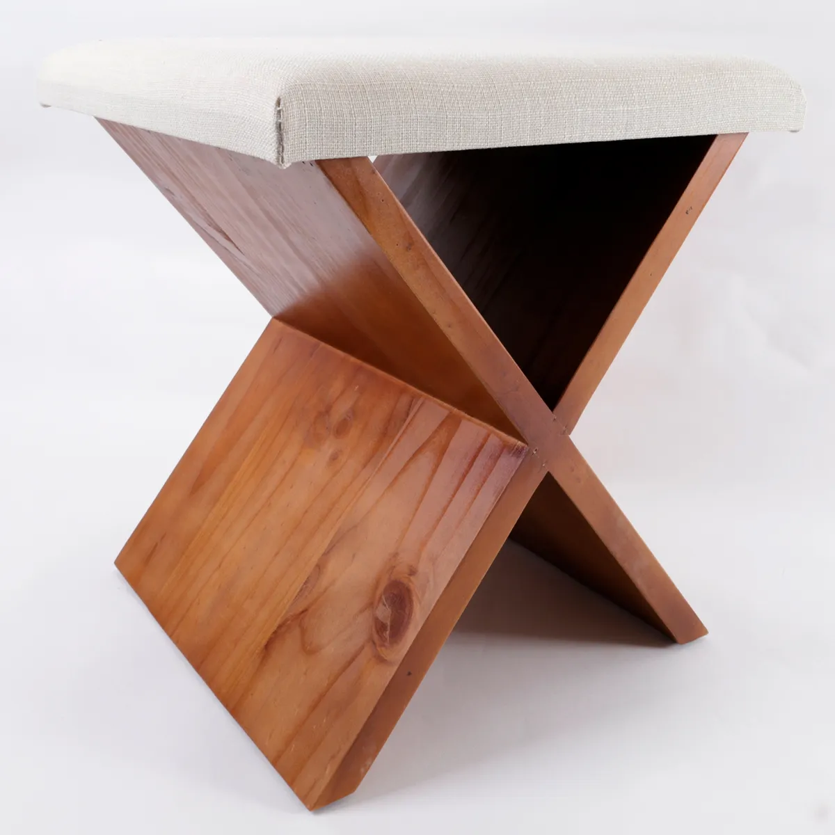 PUFF MAISON LINETT CRUZ MADERA - 2