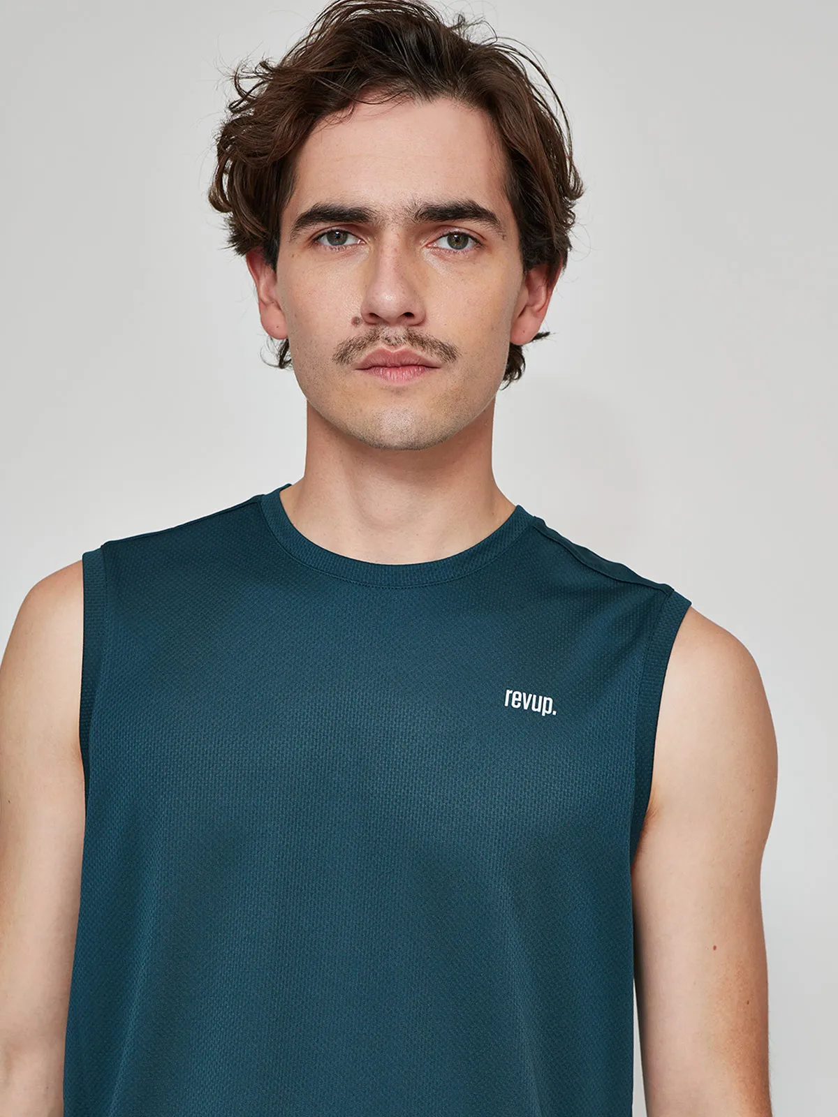 POLERA SIN MANGAS HOMBRE REVUP EBAS - 3