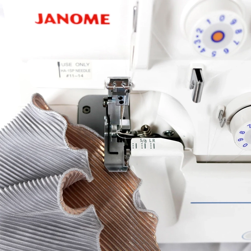 MÁQUINA DE COSER JANOME 1000A + OVERLOCK 8002D - 9