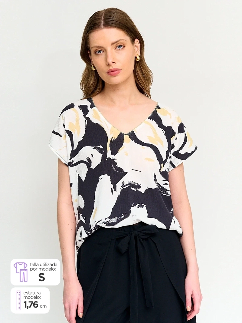 POLERA MUJER CACHAREL CUELLO EN V ESTAMPADA - 1