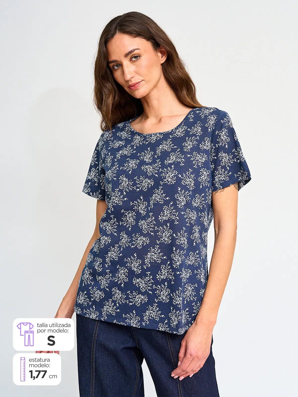 POLERA MUJER AZIZ MANGA CORTA ESTAMPADA