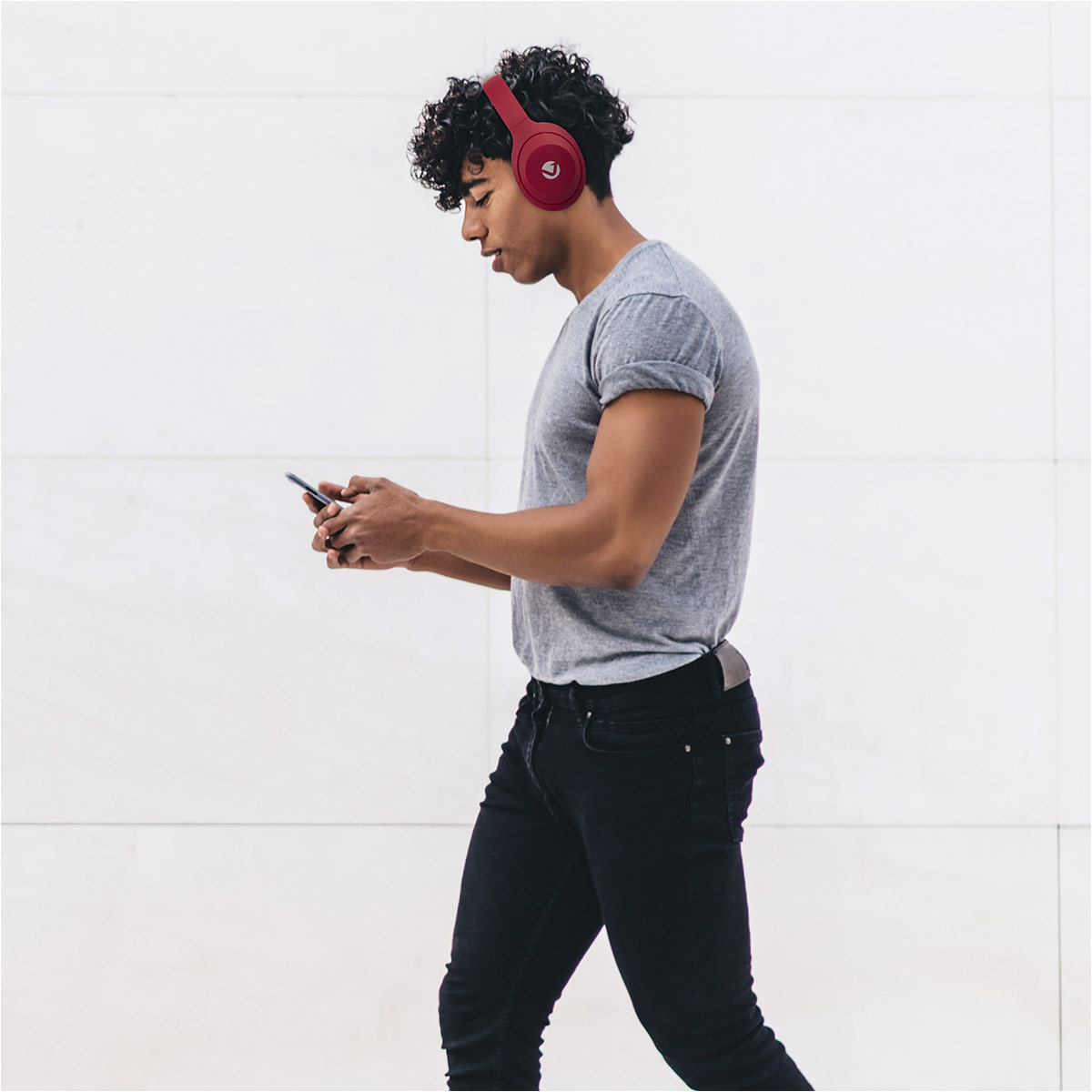 AUDÍFONOS VOLKANO ON EAR SERIE COSMIC 2.O BLUETOOTH - 8