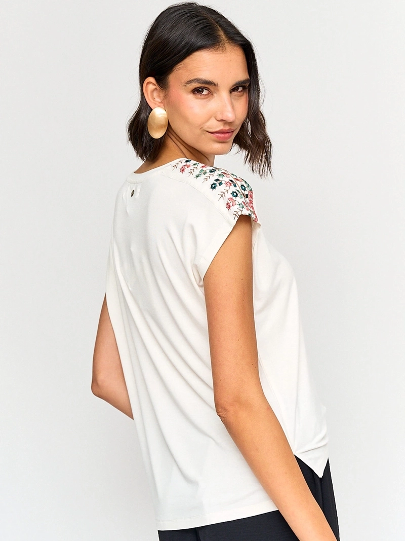 POLERA MUJER TATIENNE MANGA CORTA - 2
