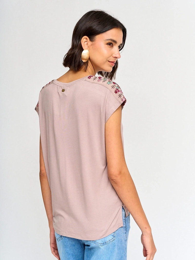 POLERA MUJER TATIENNE MANGA CORTA - 2
