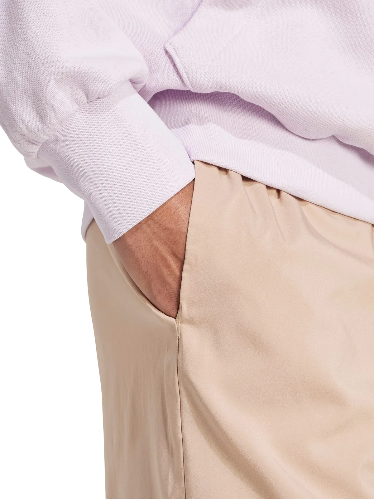 SHORT HOMBRE ADIDAS ESSENTIALS CON DISEÑO CARGO CHELSEA - 4