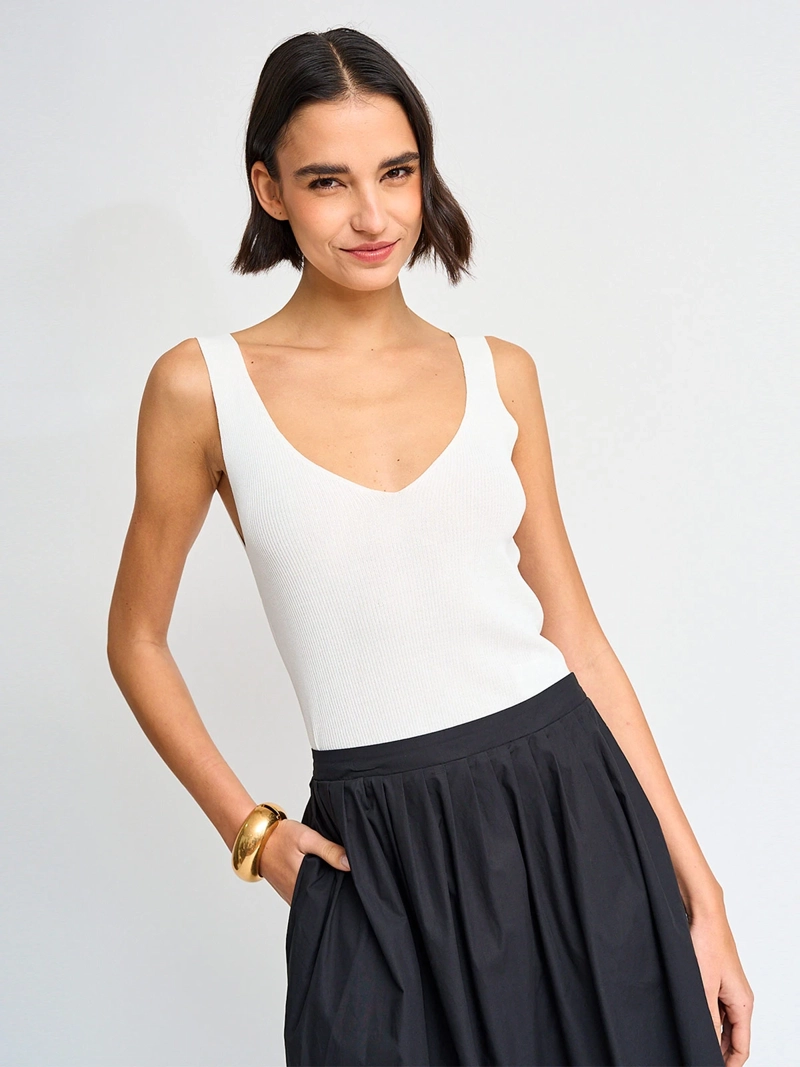 SWEATER MUJER SFERA SIN MANGAS