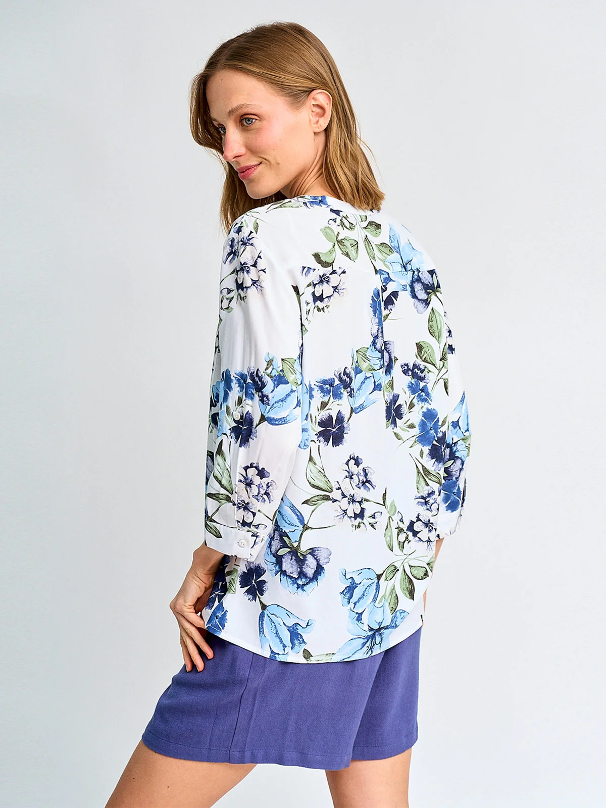 BLUSA MUJER AZIZ CUELLO MAO MANGA 3/4 ESTAMPADA - 2