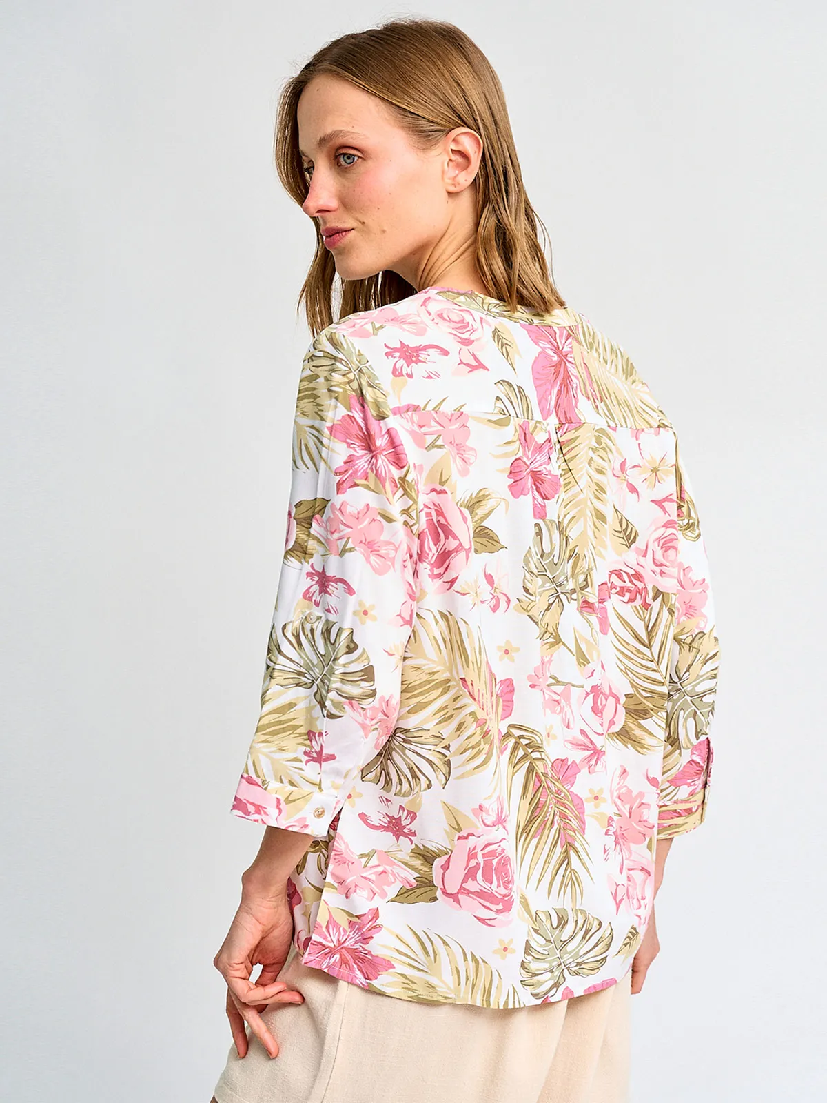 BLUSA MUJER AZIZ CUELLO MAO MANGA 3/4 ESTAMPADA - 2