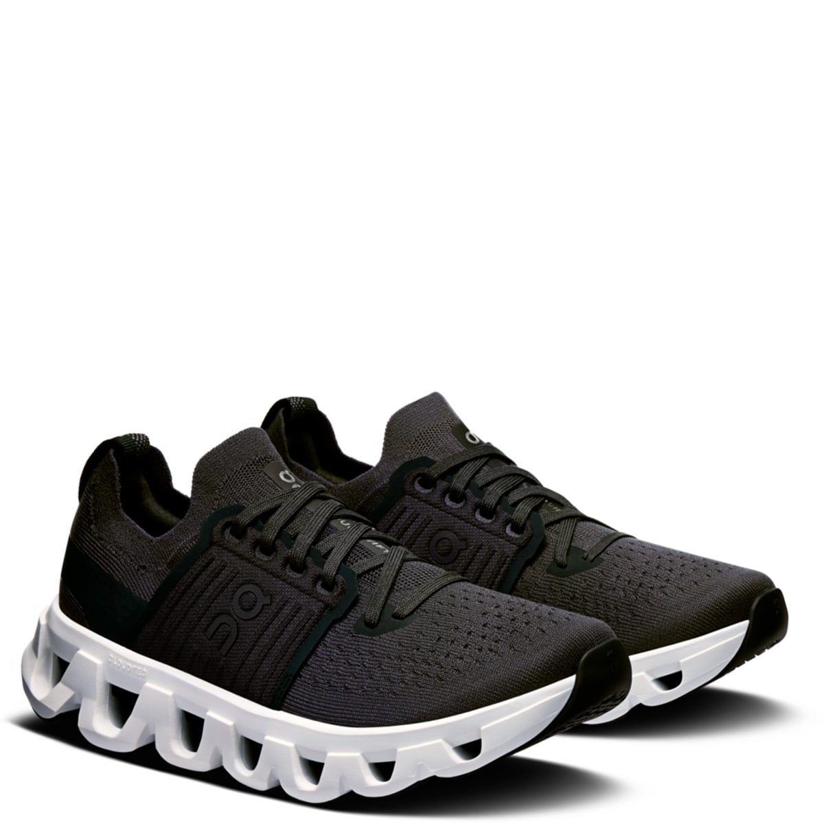 ZAPATILLAS MUJER ON RUNNING NEGRO CLOUDSWIFT 4 - 2