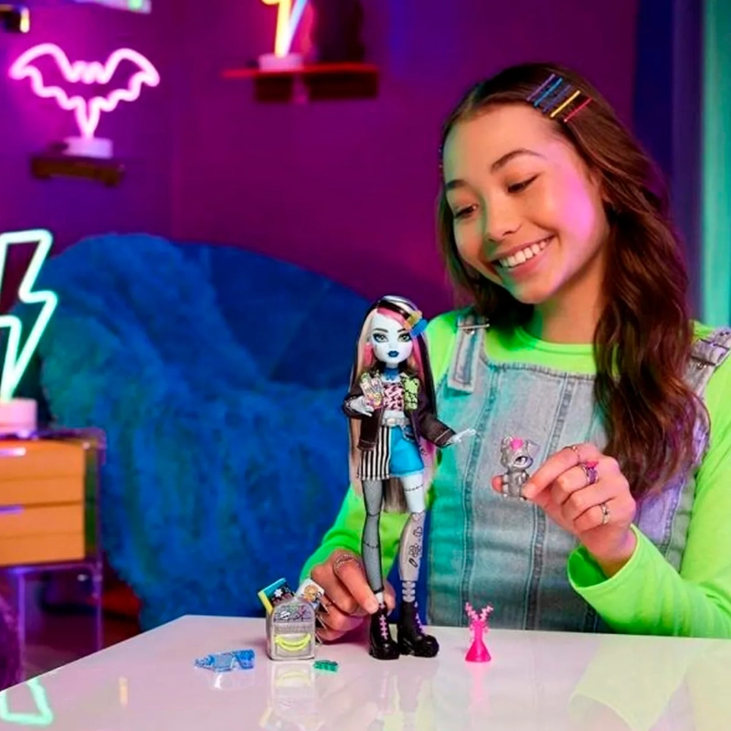 MUÑECA MONSTER HIGH FRANKIE NUEVO LOOK - 4
