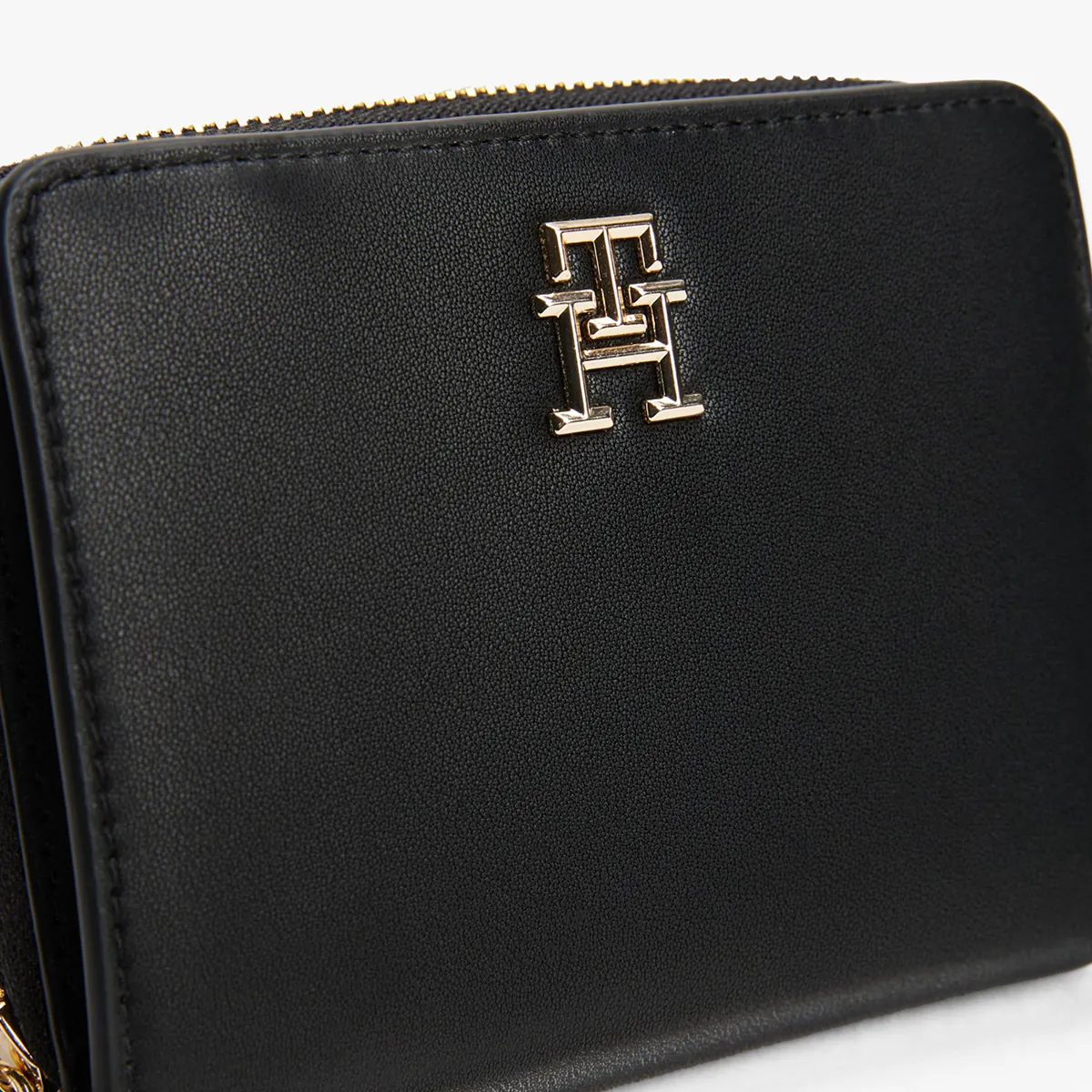 BILLETERA TOMMY HILFIGER AW0AW17408BDS - 4