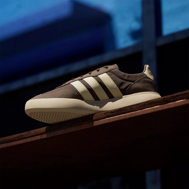 ZAPATILLAS HOMBRE ADIDAS URBANO CAFÉ BARREDA - 11