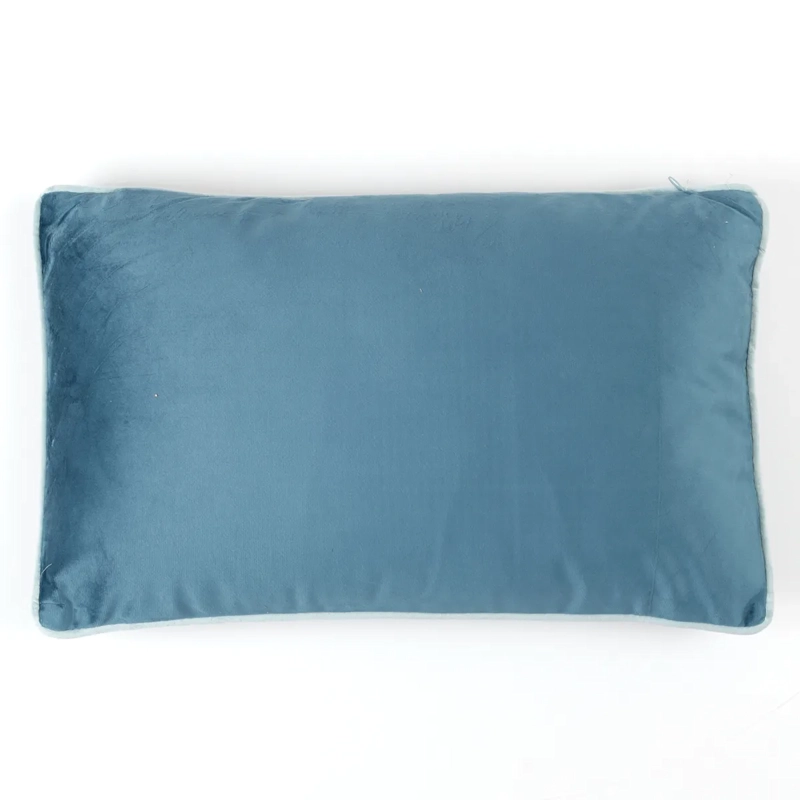 COJÍN RIPLEY HOME VELVET PIPING 30CM X 50CM PETRÓLEO - 2