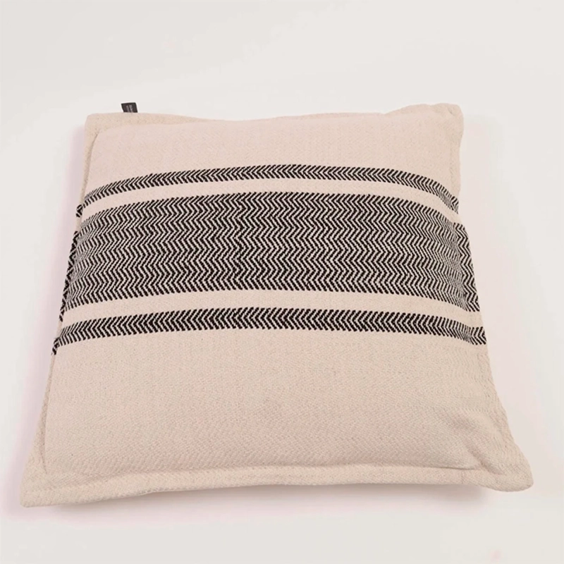 COJÍN MAISON LINETT HORIZONTAL TIERRA 50X50 CM - 3
