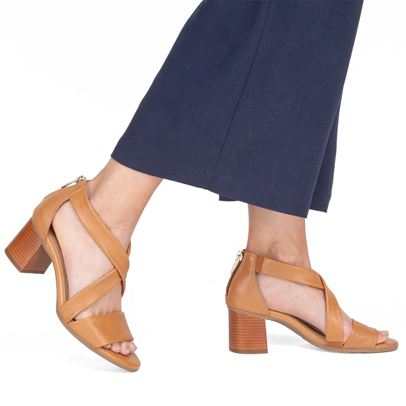 SANDALIAS MUJER GACEL CAFÉ ROXXY CUERO - 2