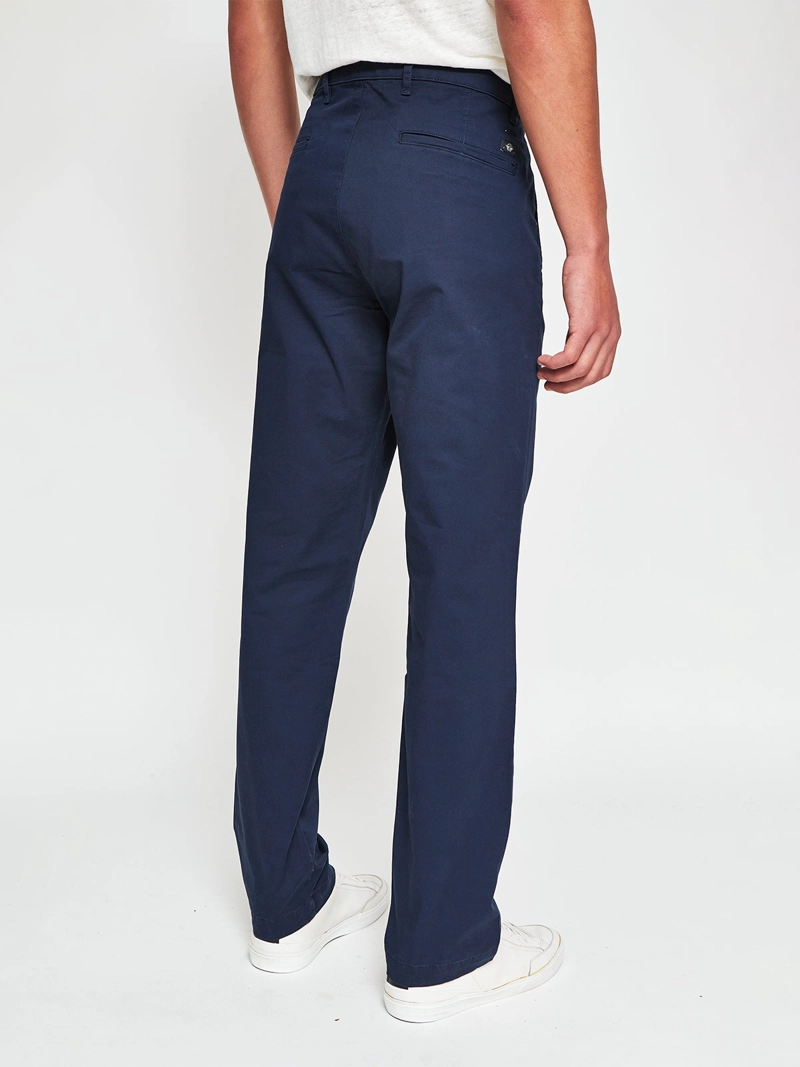 PANTALÓN HOMBRE DOCKERS ALGODÓN CHINO - 2