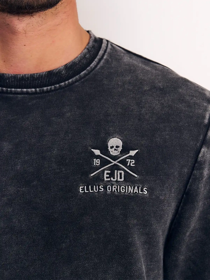 POLERÓN HOMBRE ELLUS CARBÓN CON DISEÑO DISTINTIVO - 3