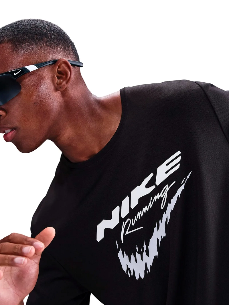 POLERA MANGA CORTA HOMBRE NIKE MILER - 5