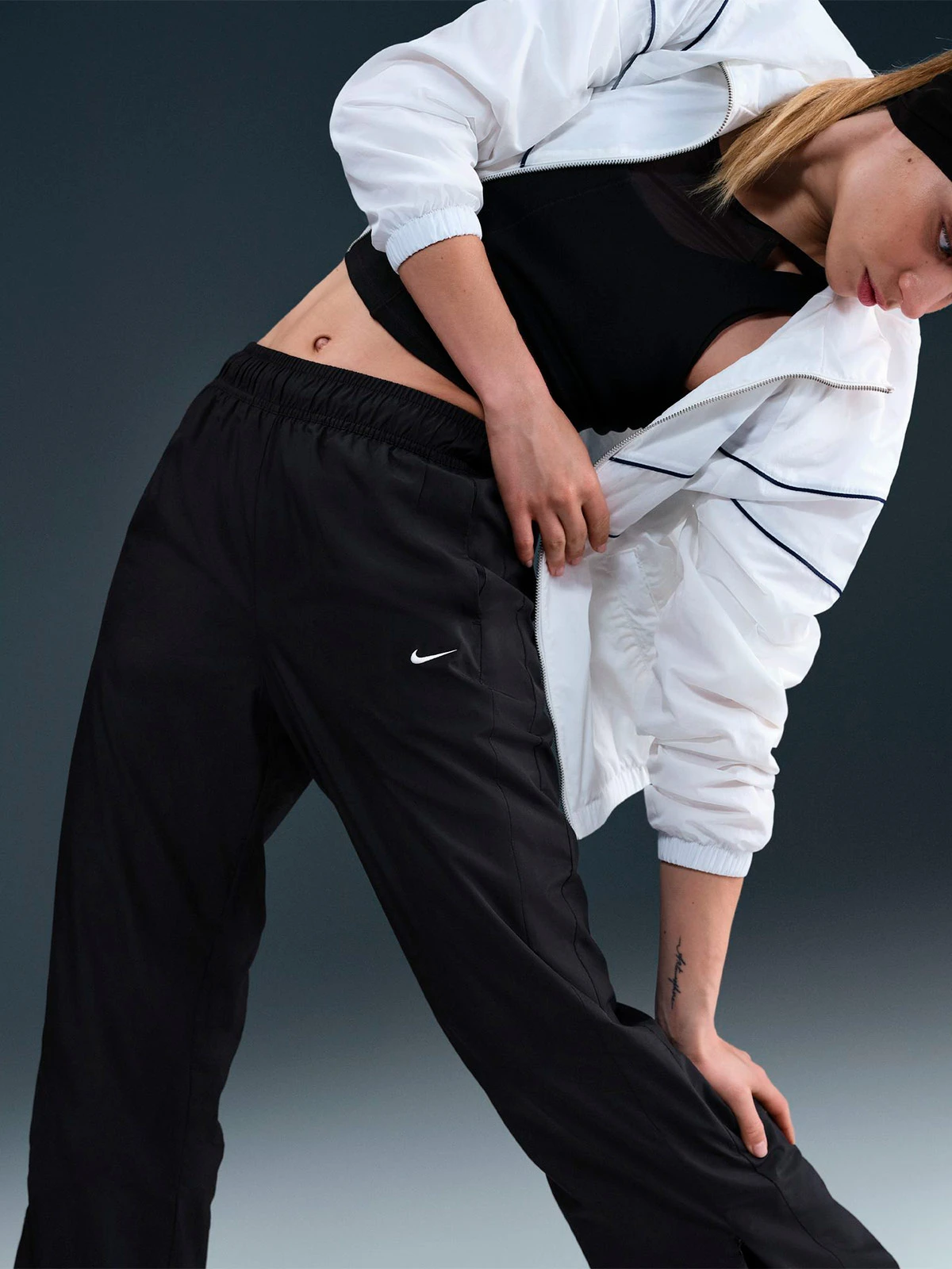 PANTALÓN DE BUZO MUJER NIKE SPORTSWEAR CLASSIC - 8